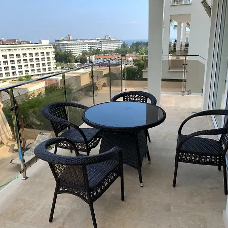 D9 Oasis Club2